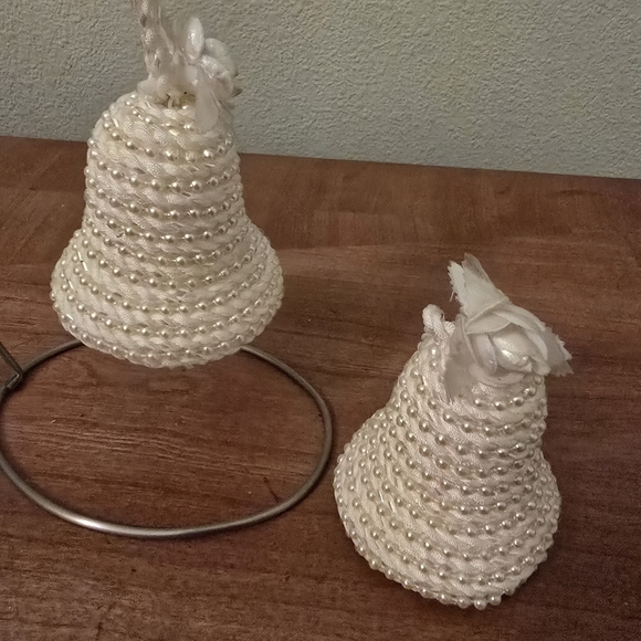 Set of 2 Vintage Pearl Embellished Christmas Holiday Bells - Picture 6 of 7